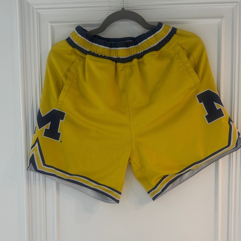 Men's Athletic Shorts - Yellow